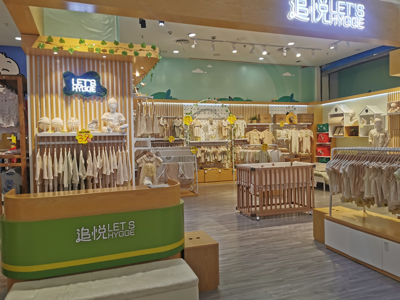 店鋪展柜設計：打造視覺焦點與商品魅力的完美結合